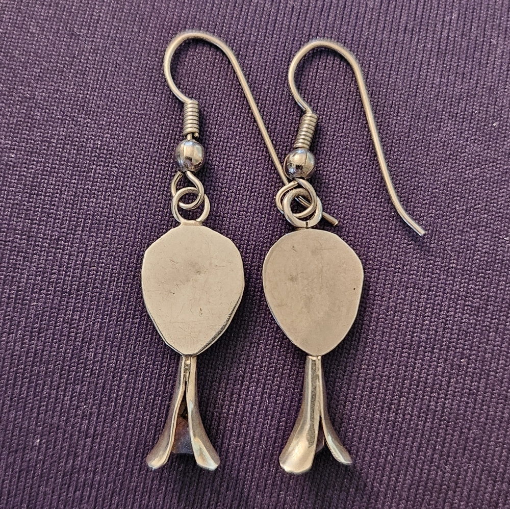 Vintage Sterling Silver and Turquoise Bear Paw Earrings - Picture 4 of 6